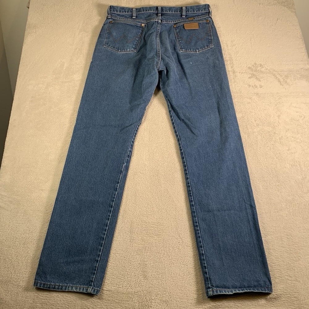 Vintage Wrangler 13MWZ Jeans Mens 38x36(36x36) Medium Wash Straight Made USA 90s - Picture 7 of 11